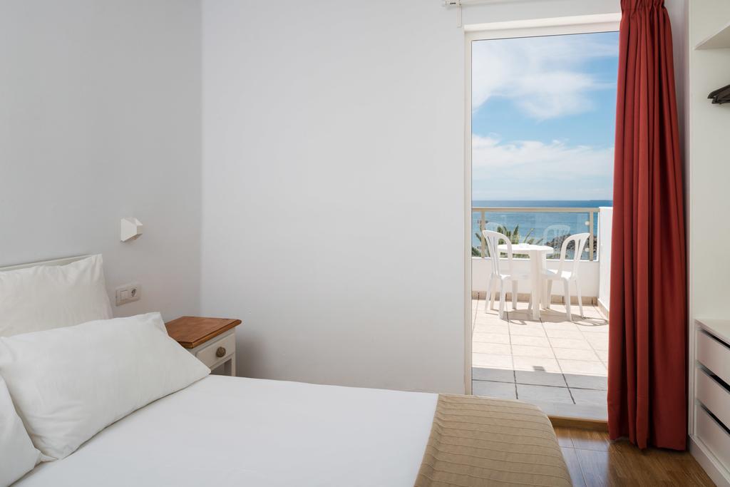Neptuno Suites - Adults Only Costa Teguise Oda fotoğraf